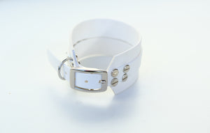 Bruno collar - White w Crystals